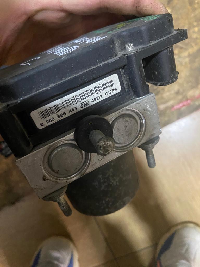 OPEL CORSA C ABS POMPA BEYNİ 0265800443 0265231583 13182319 